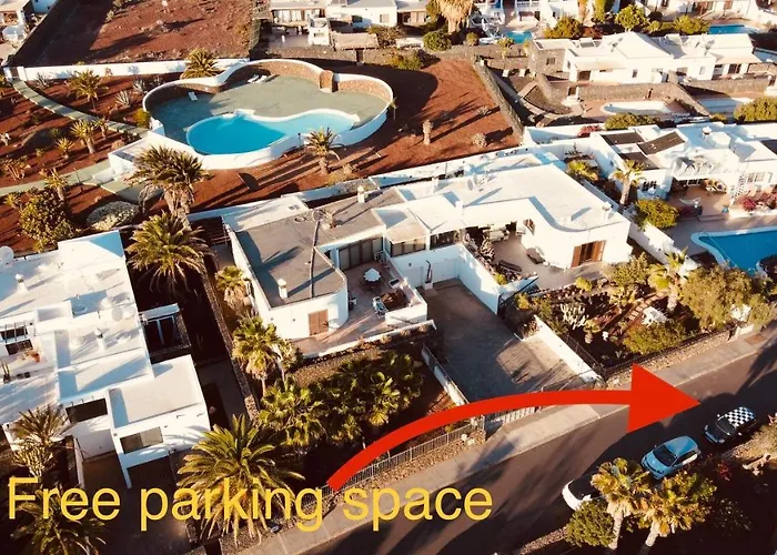 Artsy Casa Timanfaya,