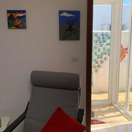 Artsy Casa Timanfaya, Playa Blanca Apartment *