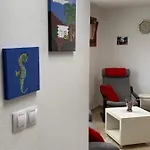Artsy Casa Timanfaya, Playa Blanca Apartment *